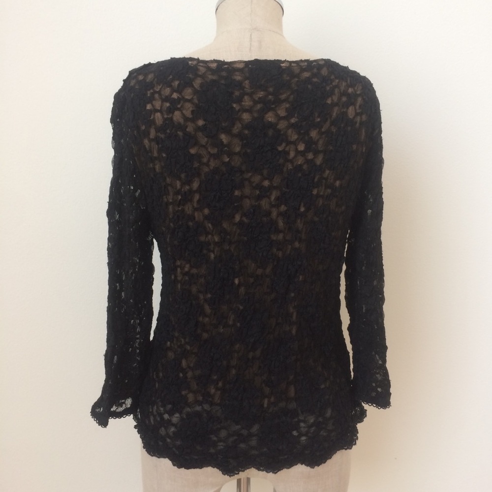 Black & Nude Vintage Lace Top - Picture 3 of 4